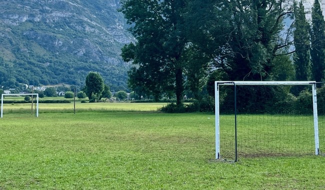 TERRAIN DE FOOT